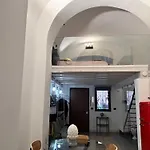Ursino Tiny House شقة *