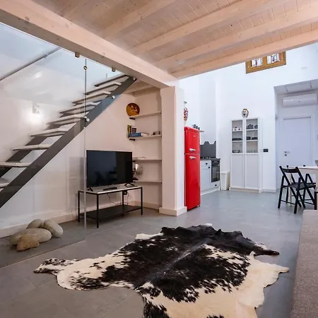Ursino Tiny House Apartment *