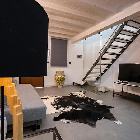 Ursino Tiny House Catania